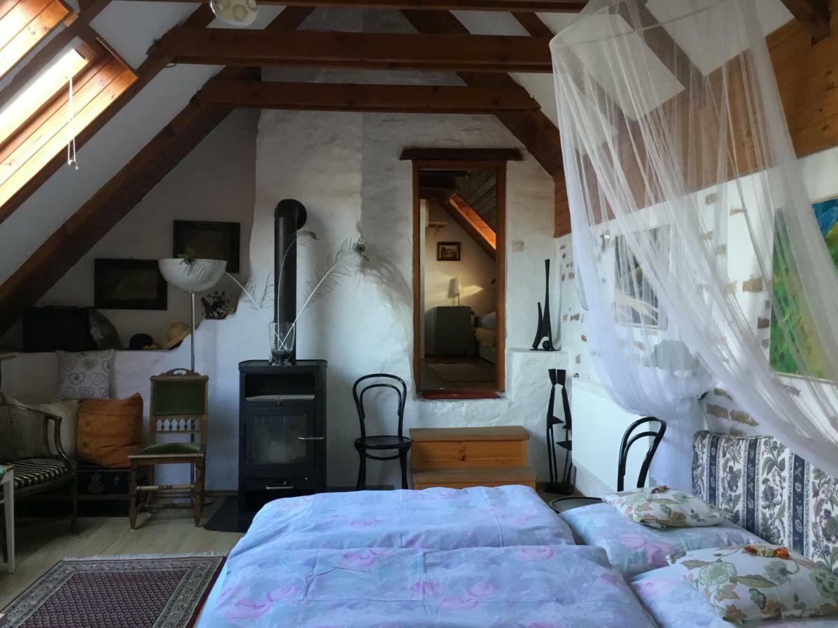 Villa-Magdi Vendeghaz Révfülöp エクステリア 写真